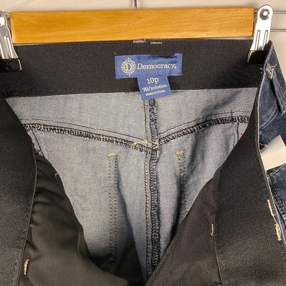 Classic Dark Blue Cropped Jeans - Picture 5 of 11